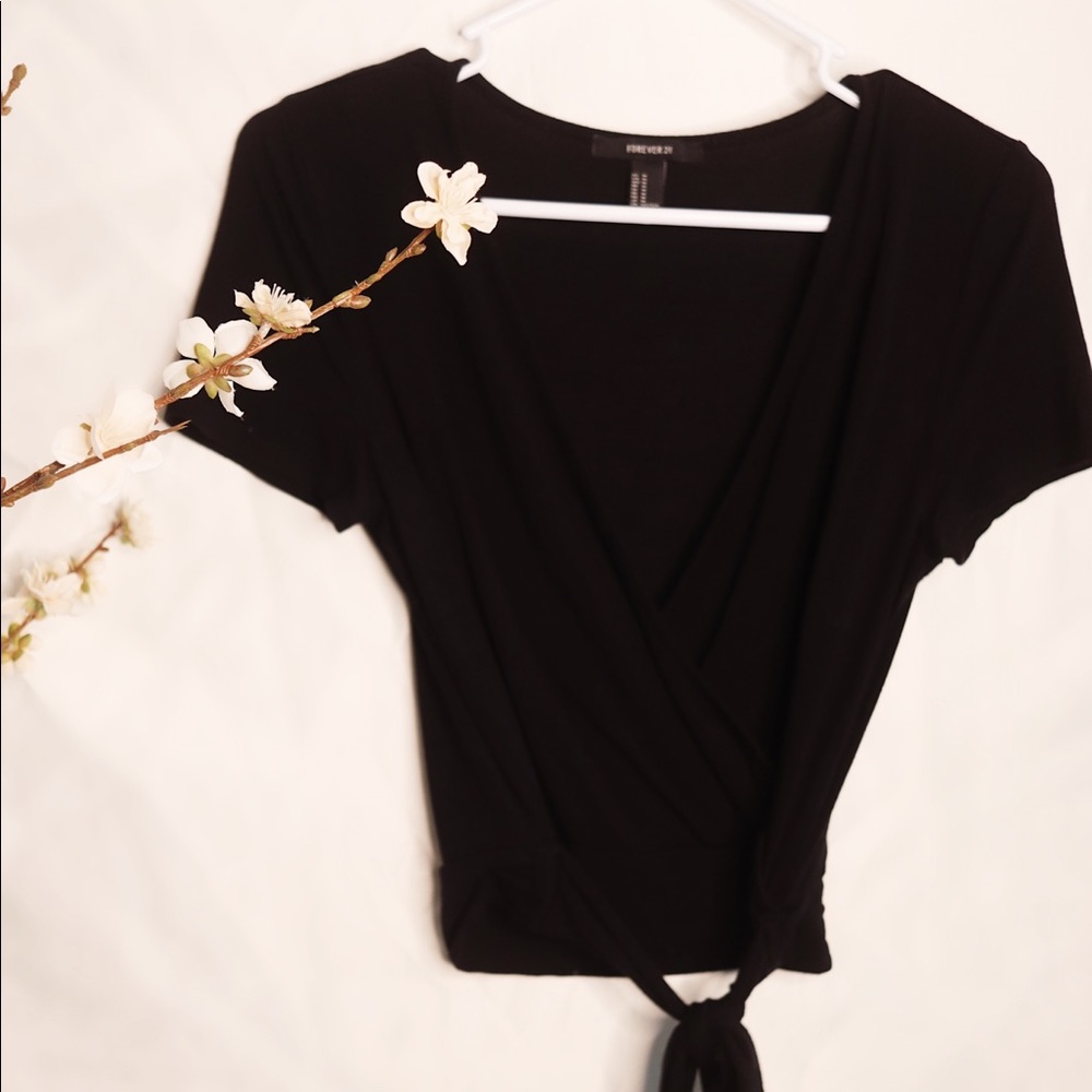 Plain black, wrap around crop top FOREVER21